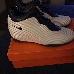 Nike size 8.5